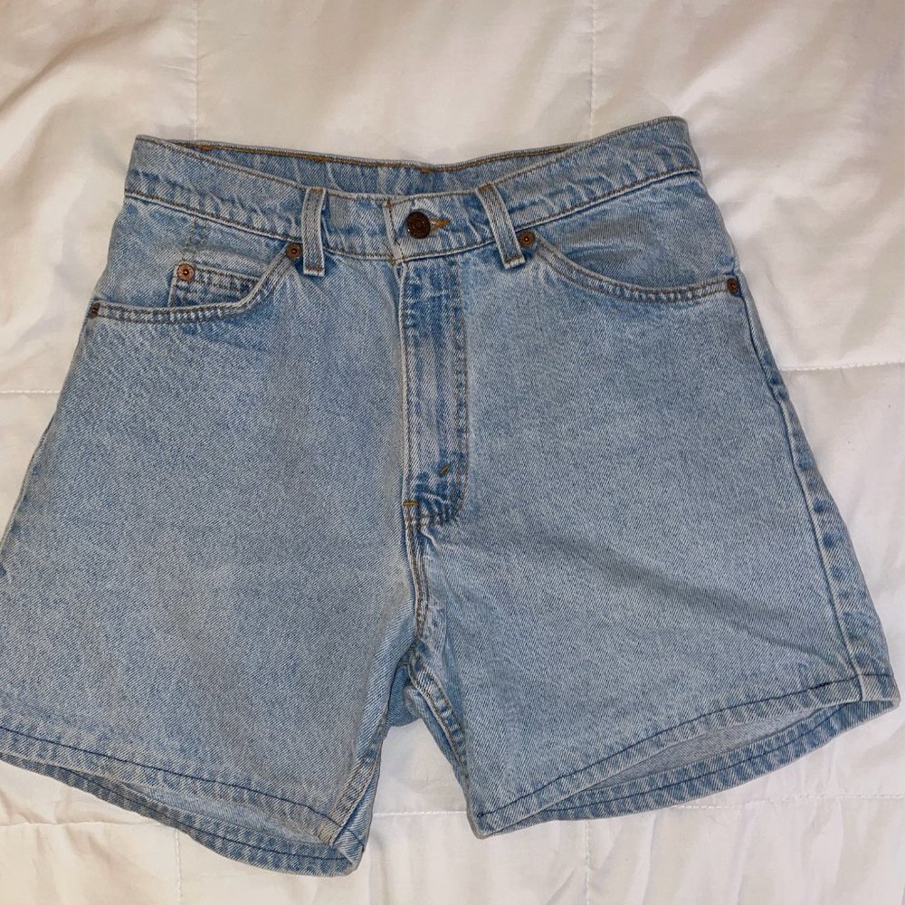 Levi Struass Vintage Light Wash Denim Shorts
